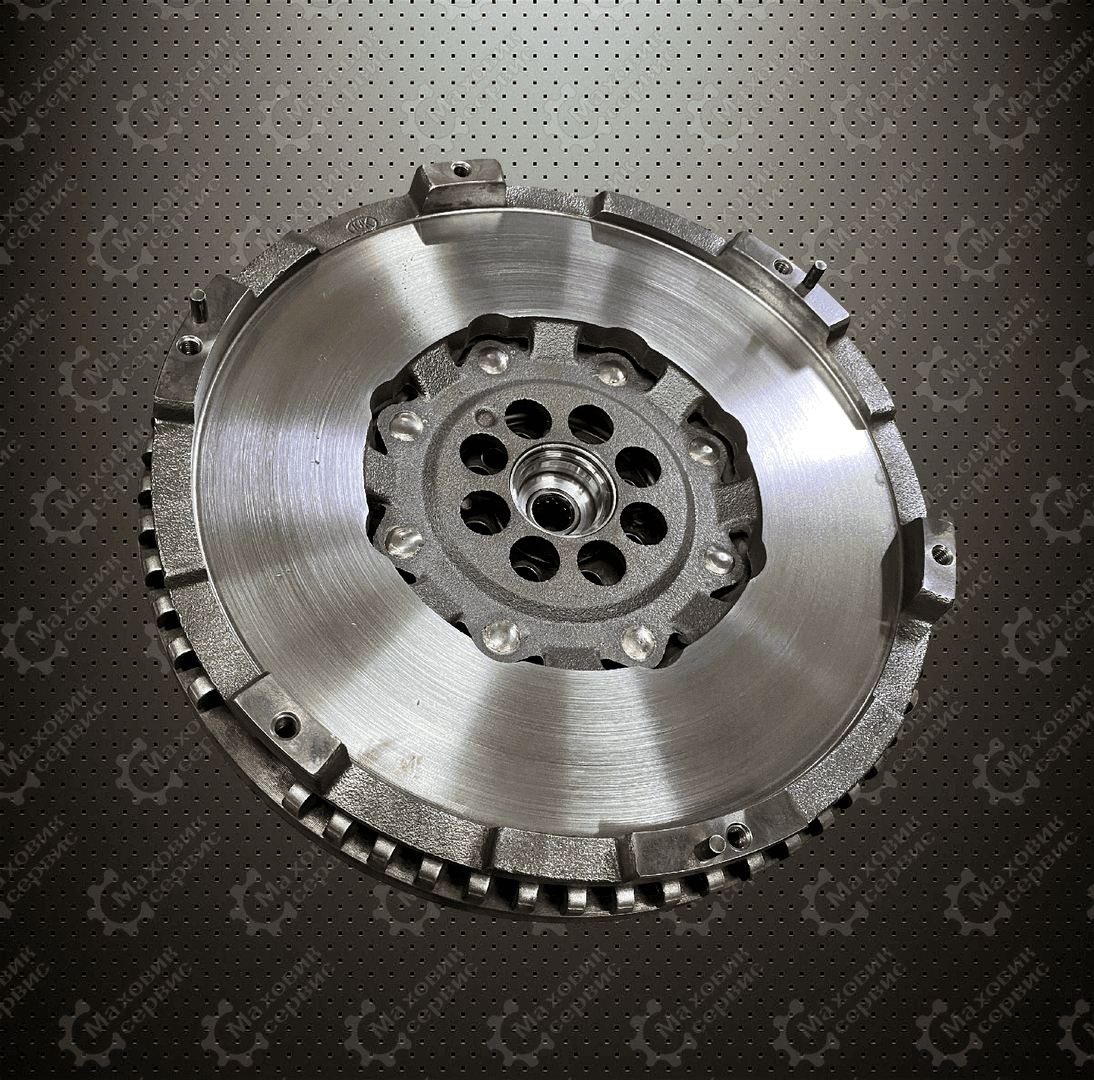 Процесс ремонта маховика в цеху: разборка и дефектовка